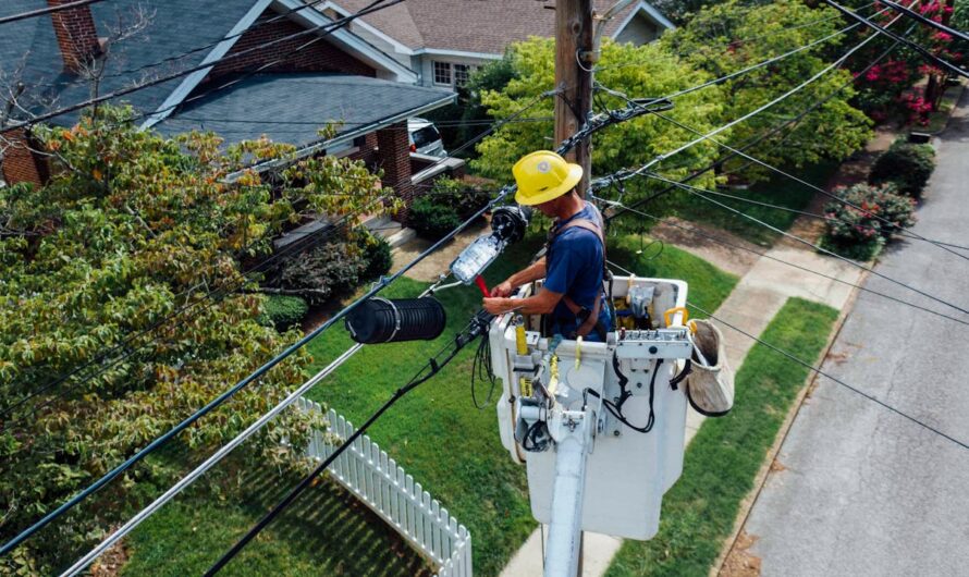 Comment bien choisir un électricien pour garantir la conformité de votre installation électrique?